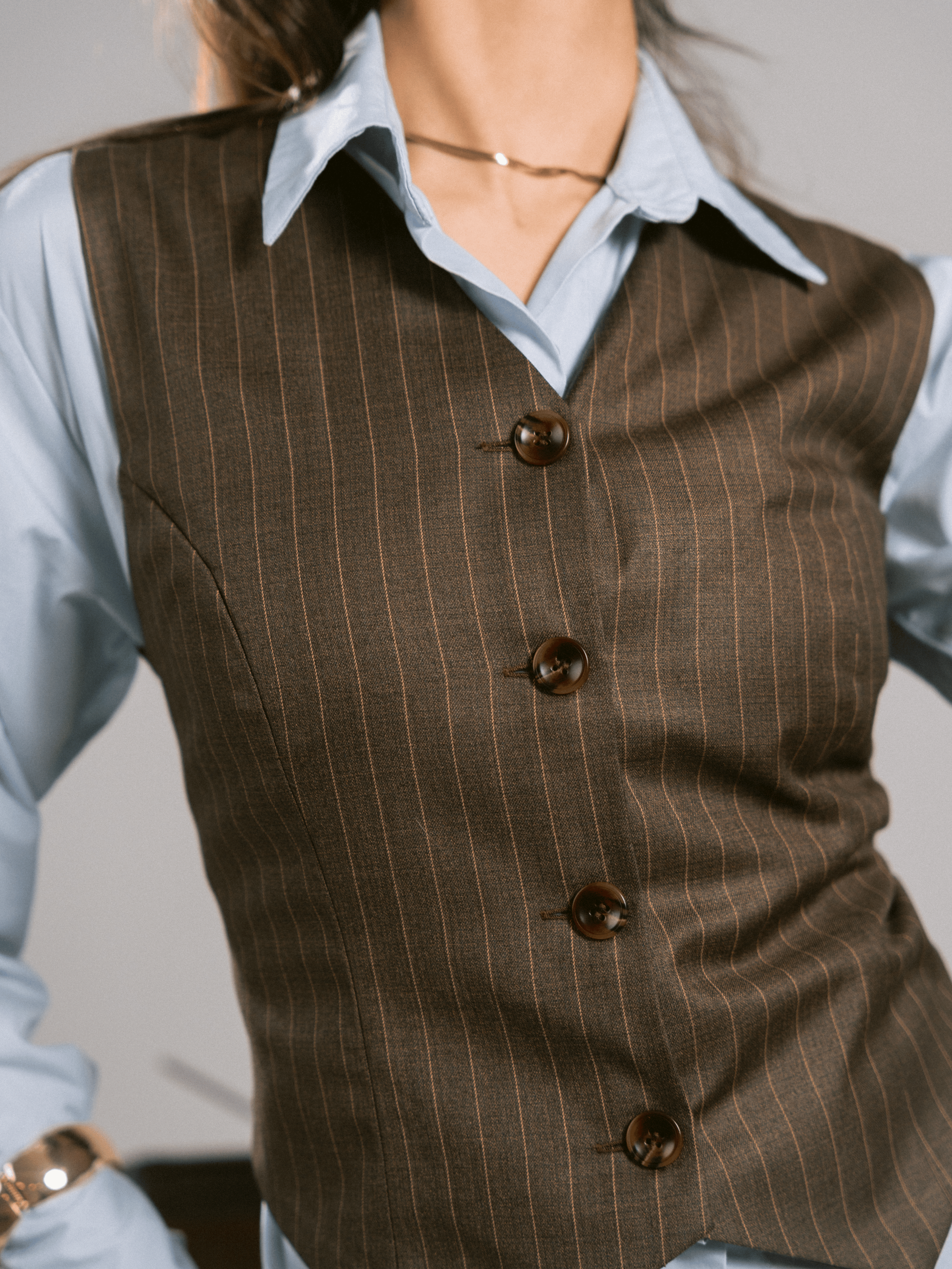 AMBER BROWN STRIPED VEST-PANTS SET